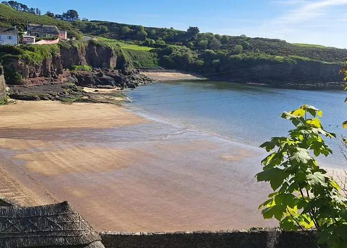 An Teach Beag - Dunmore East *